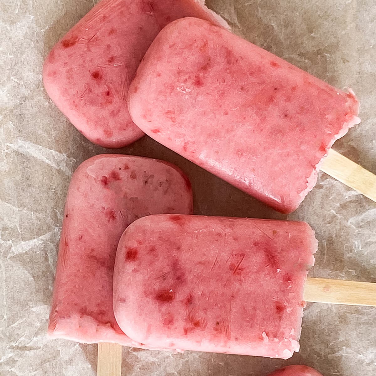 4 strawberry Greek yogurt lollies