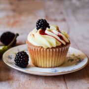 blackberry and pear cupcake