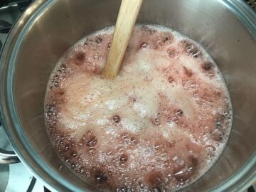 boiling jam in a pan.