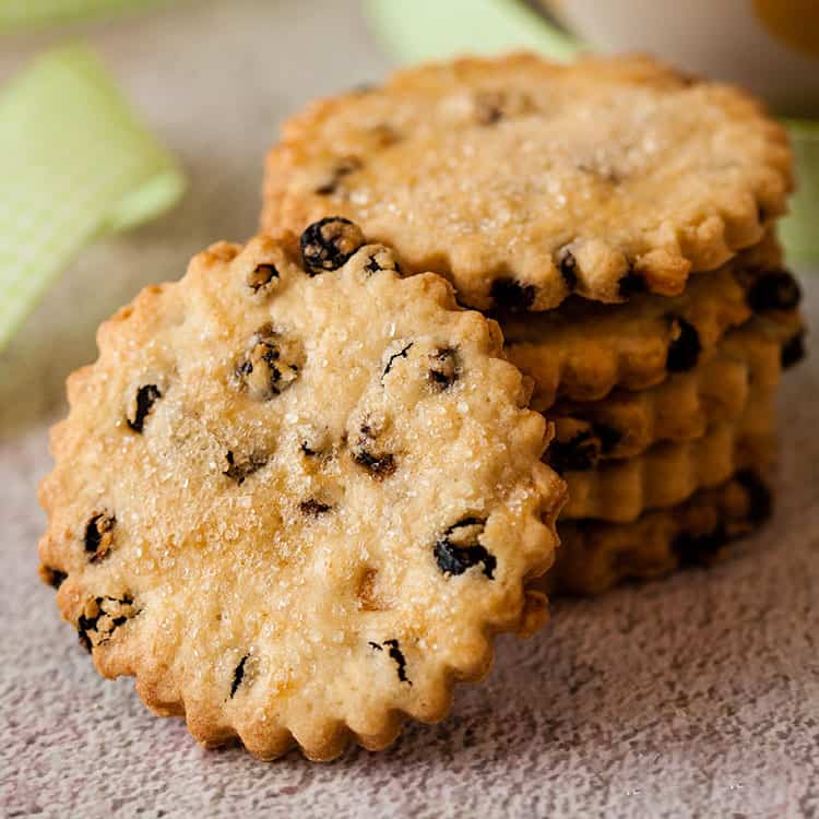 Easter biscuits (cookies)