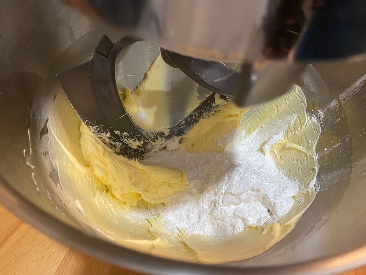 How to Make Butter and Buttercream with a Stand Mixer - Everything Pretty